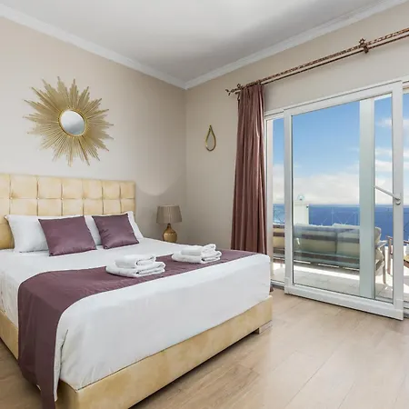 Villa Vardia-amazing Seaviews With Heated Pool Sinarádes